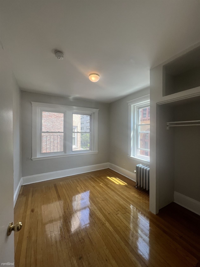 Hemenway St Apt 14 - Photo 15