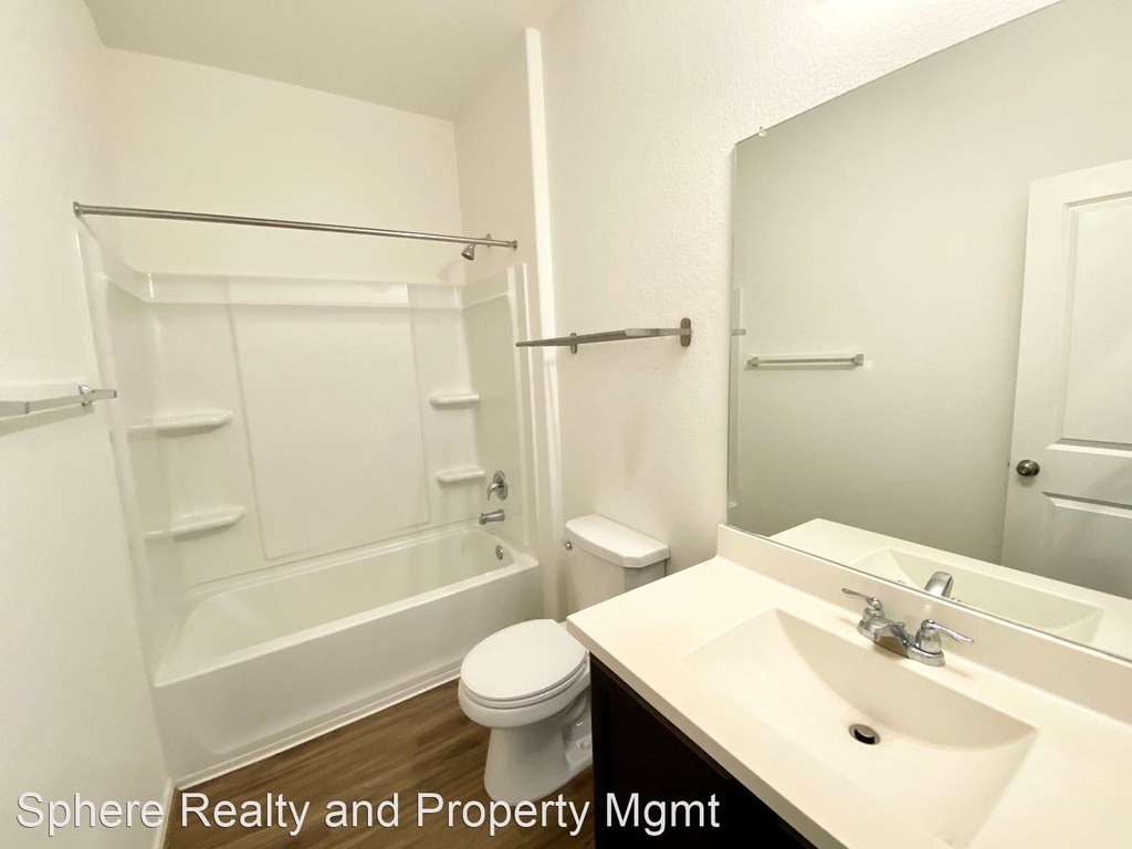 938 Circle Way Unit 3h - Photo 10