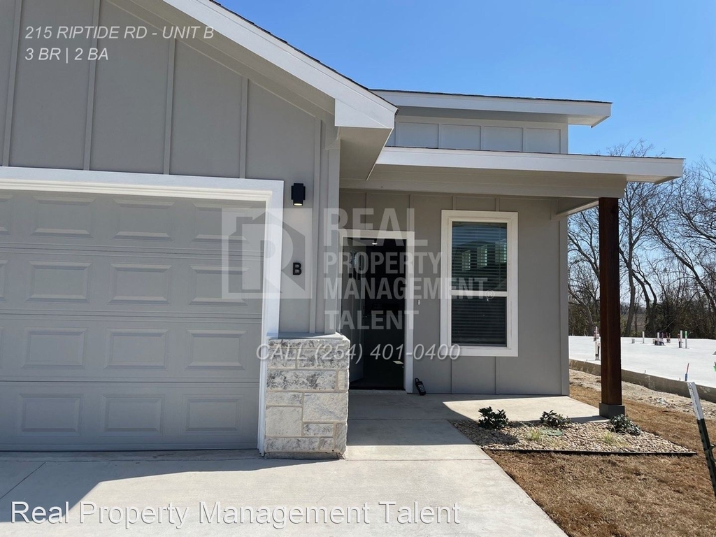 215 Riptide Rd - Photo 0