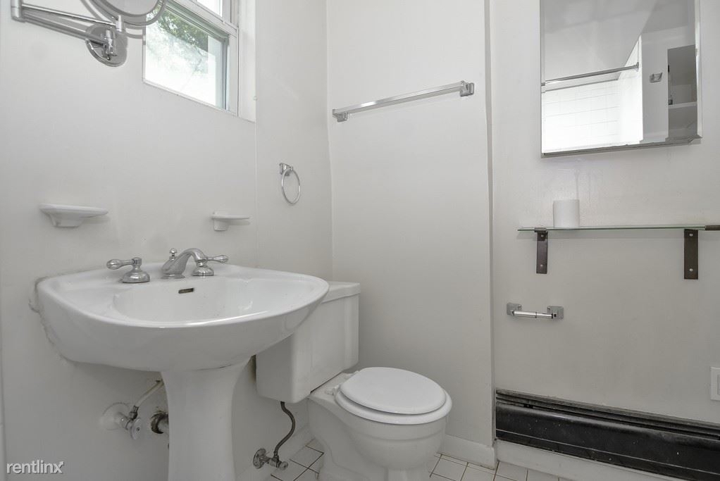 1441 W. Warner, Unit 5 - Photo 18