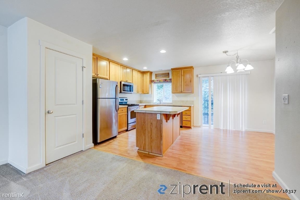 2729 Rossiter Lane - Photo 1