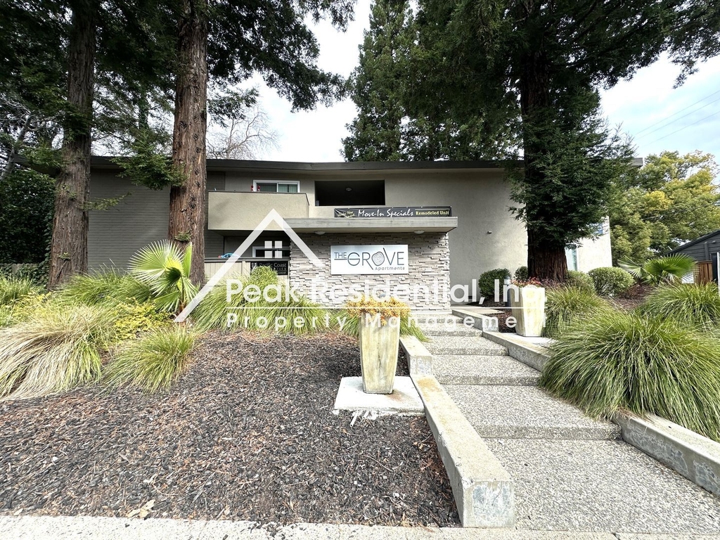 1025 35th Ave - Photo 16