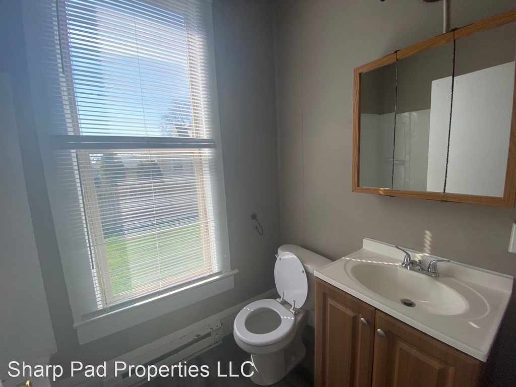 306 N Main - Photo 16