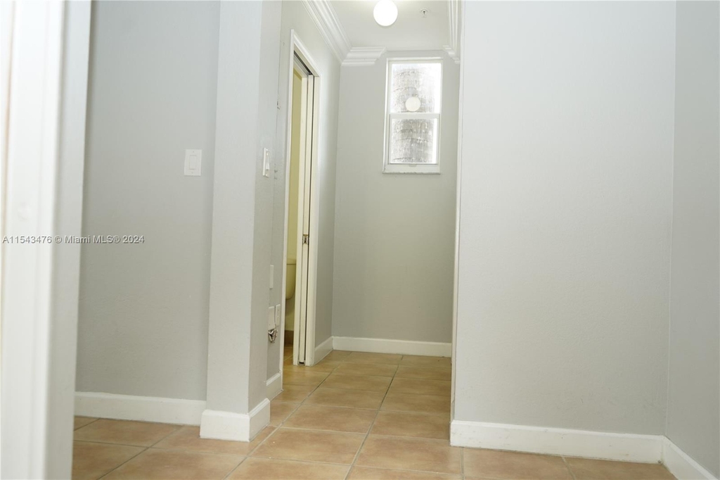 4381 Sw 160th Ave - Photo 2