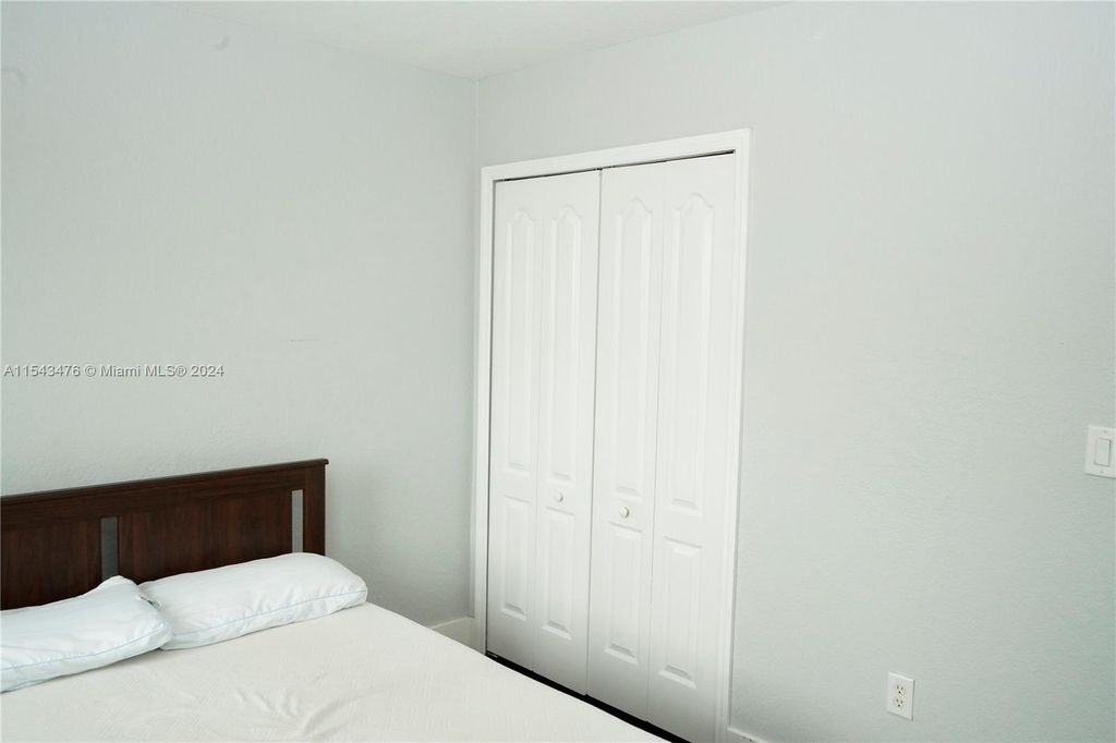 4381 Sw 160th Ave - Photo 32