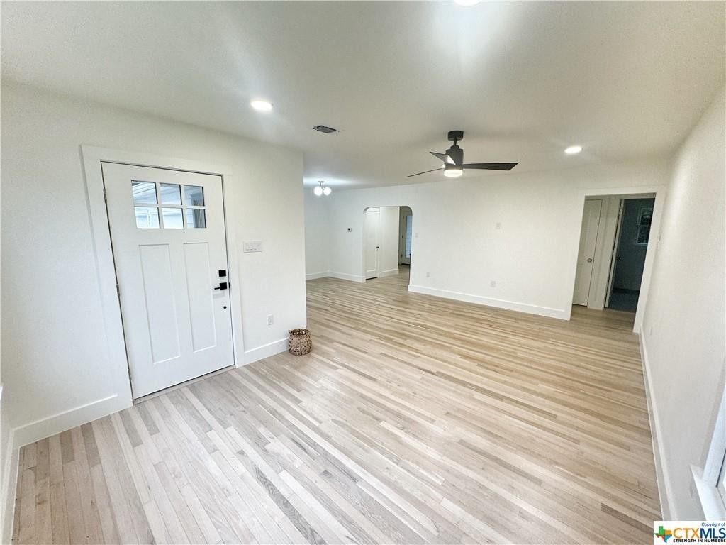 695 S Santa Clara Avenue - Photo 2