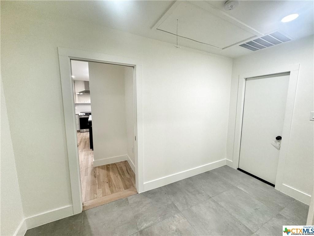 695 S Santa Clara Avenue - Photo 15