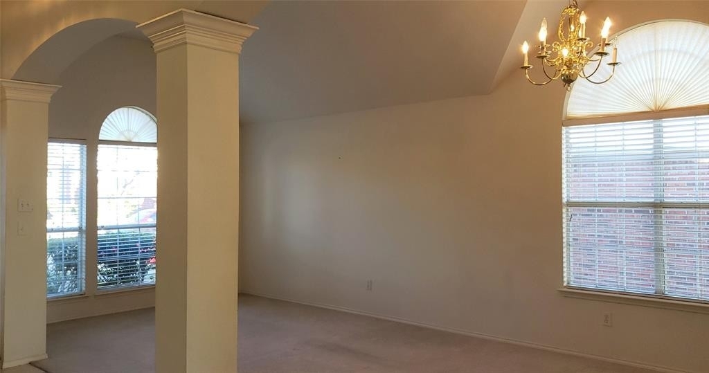 1512 Westchase Drive - Photo 3