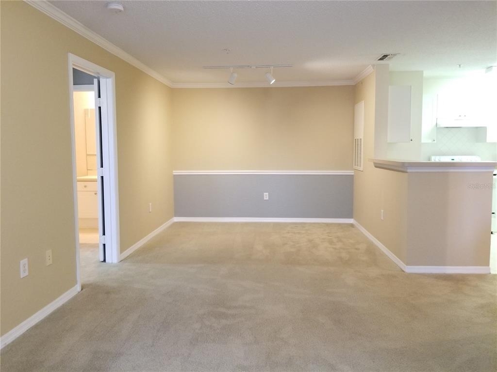 18001 Richmond Place Drive - Photo 5