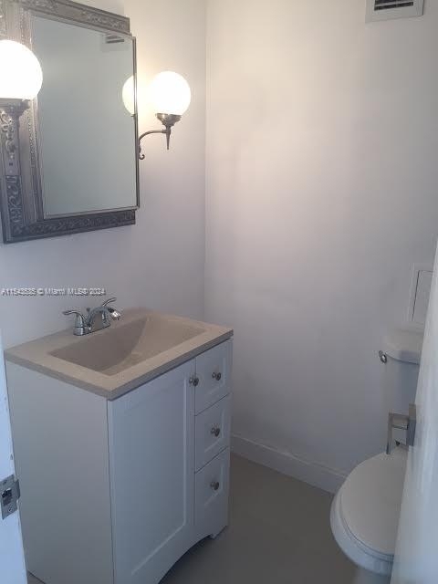 6039 Collins Ave - Photo 24