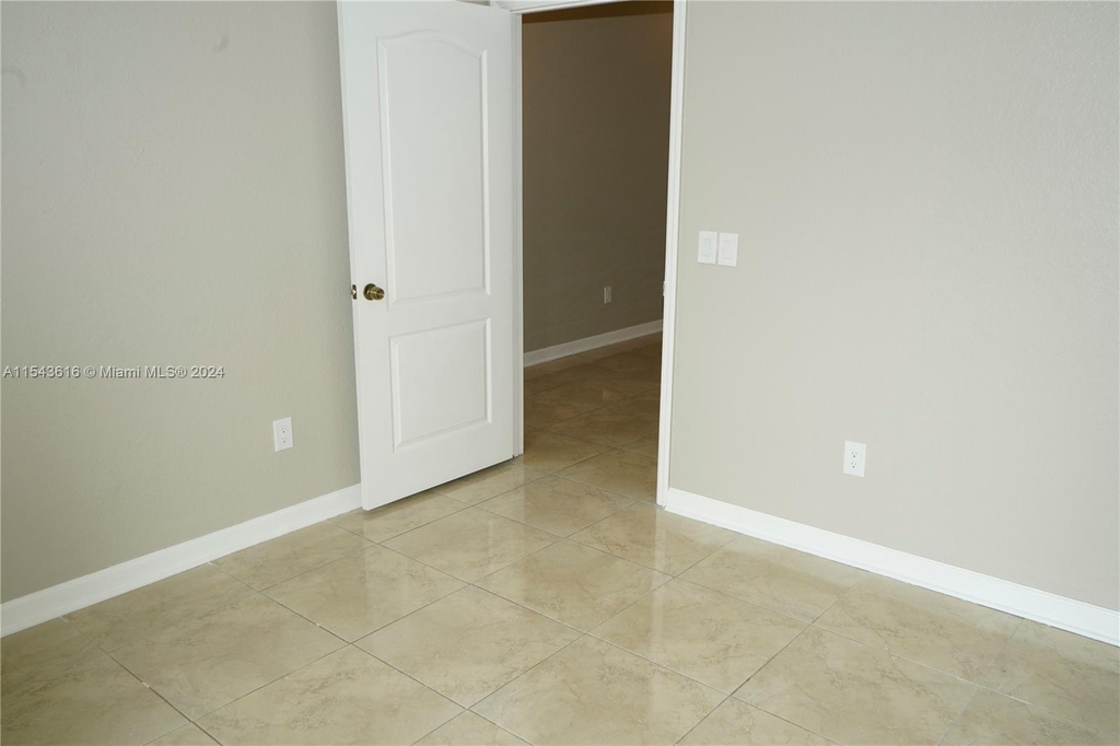 4435 Sw 160th Ave - Photo 17