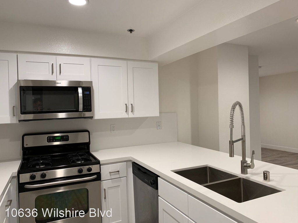 10636 Wilshire Blvd - Photo 4