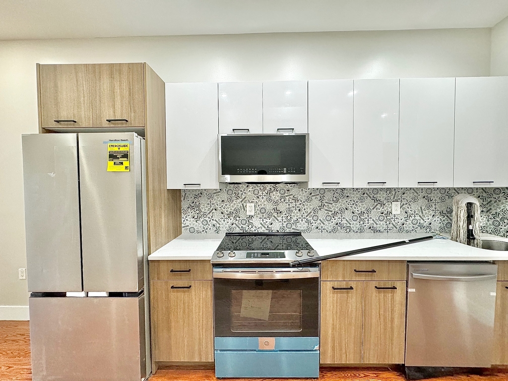 1611 Hancock Street - Photo 5