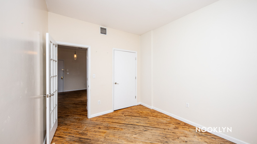 56 South 11th Street - Photo 6