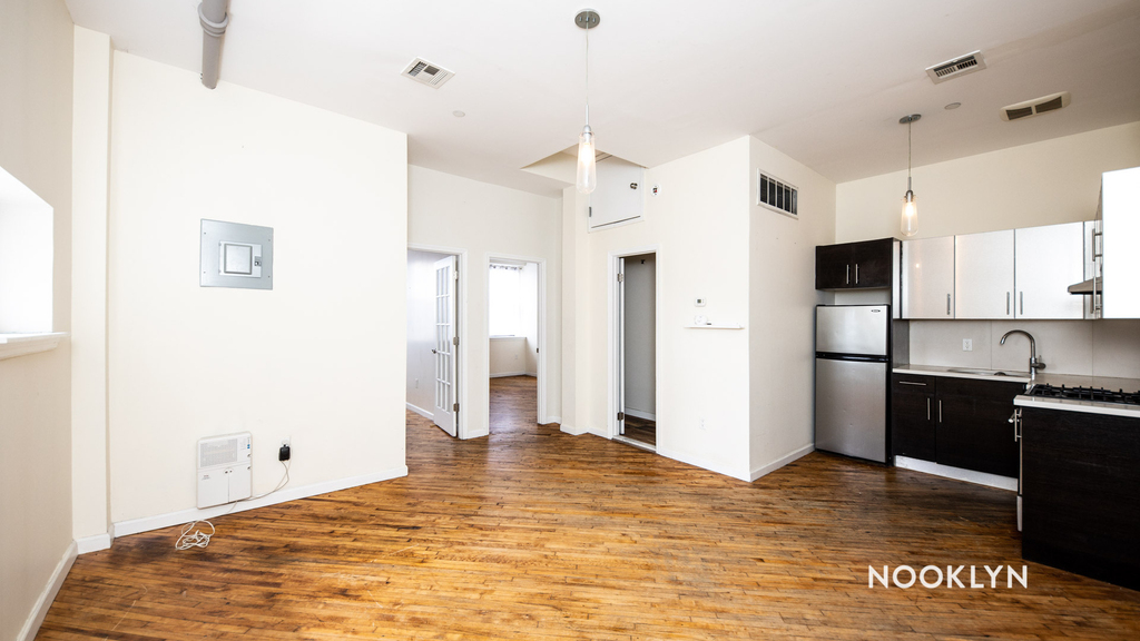 56 South 11th Street - Photo 5