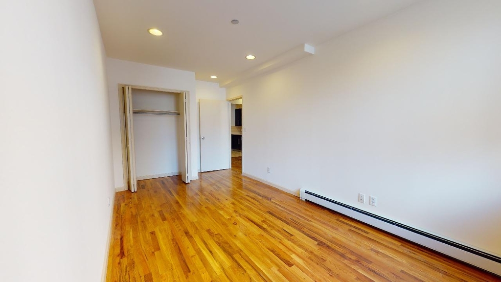 67-09 Austin Street - Photo 8