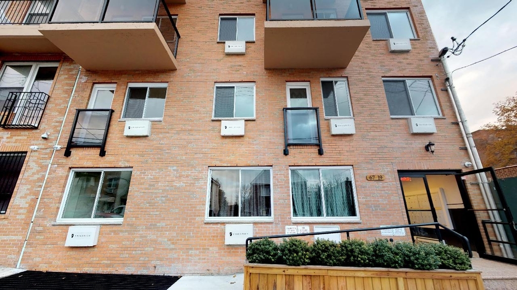 67-09 Austin Street - Photo 13