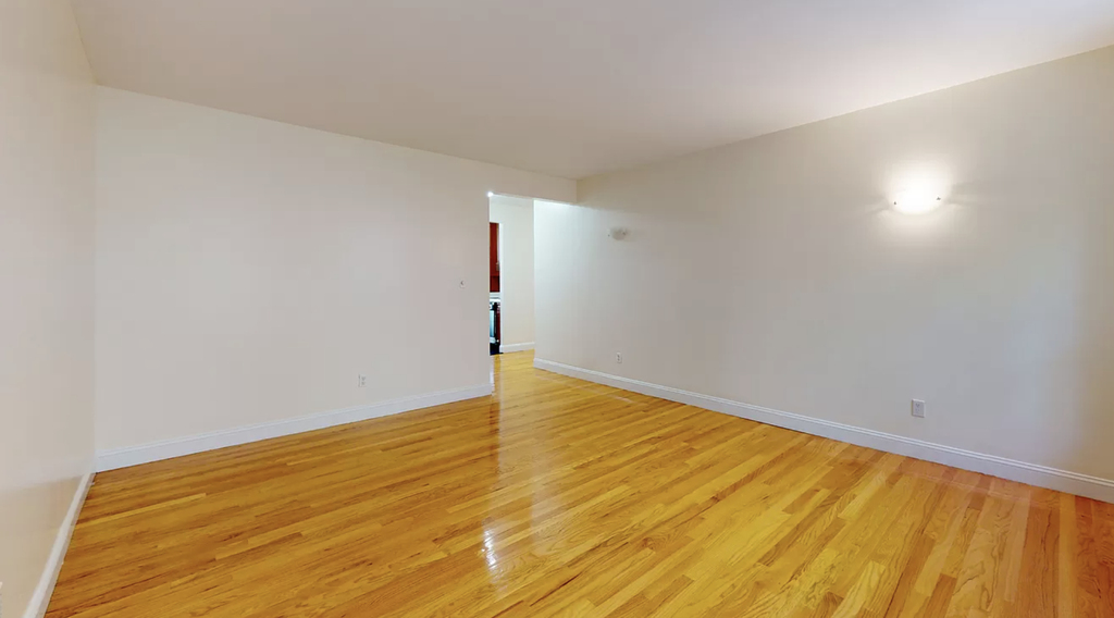 440 East 78th Street - Photo 2