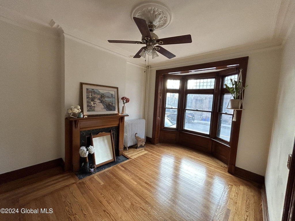 2916 6th Avenue - Photo 1