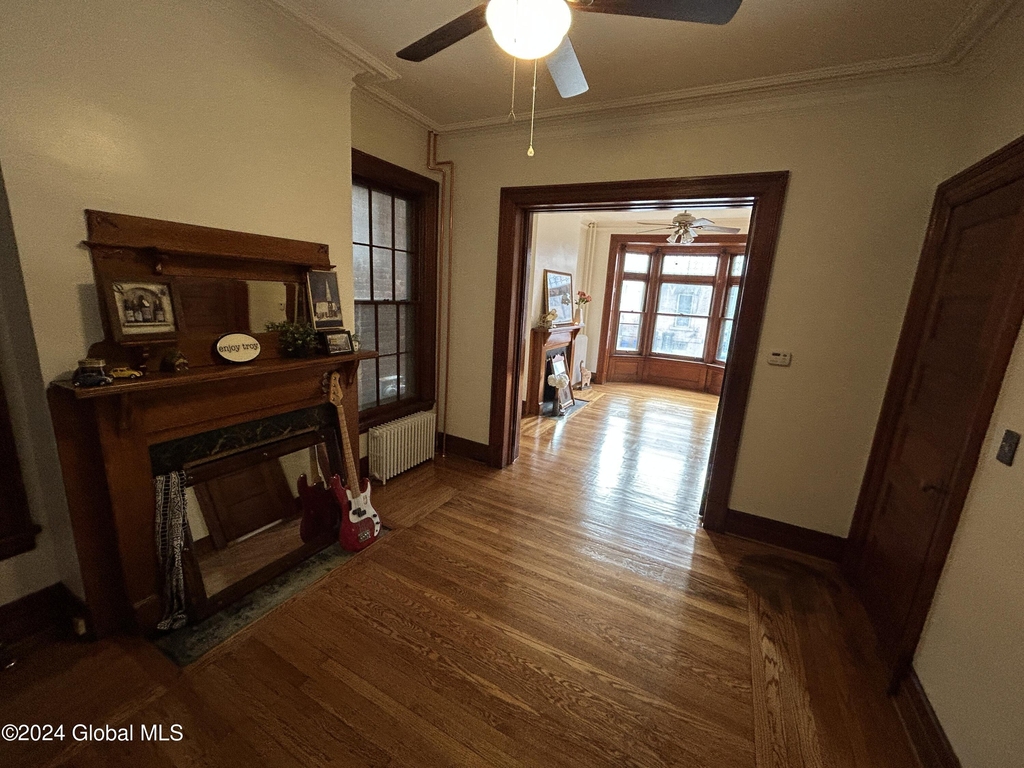 2916 6th Avenue - Photo 3