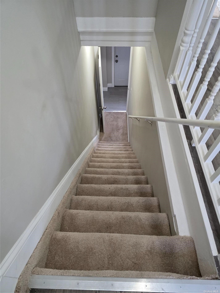 159 Montauk Avenue - Photo 2