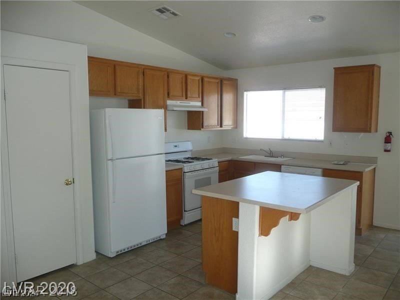 6624 Mammoth Canyon Place - Photo 1