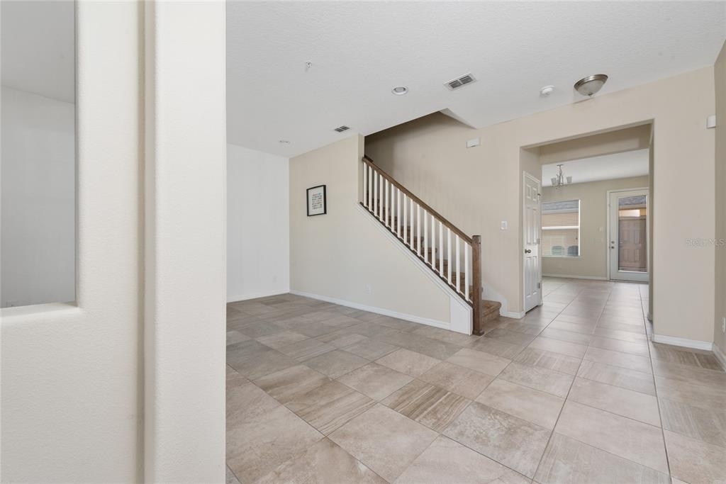 8533 Vedder Lane - Photo 2