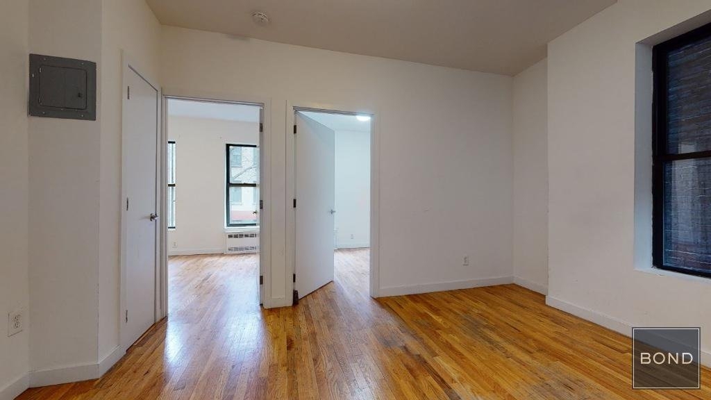 220 East 85th Street - Photo 4