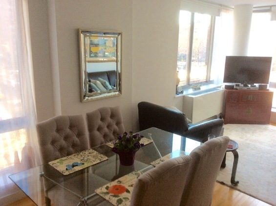 401 West 25th Street - Photo 2