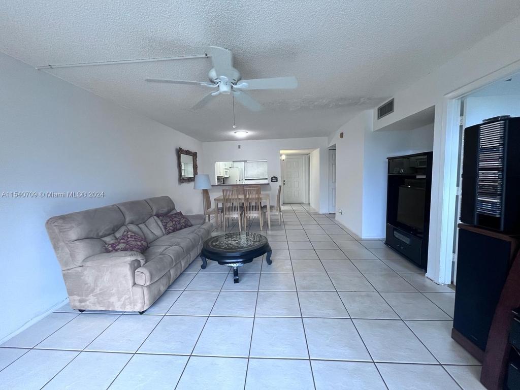 9520 Seagrape Dr - Photo 6