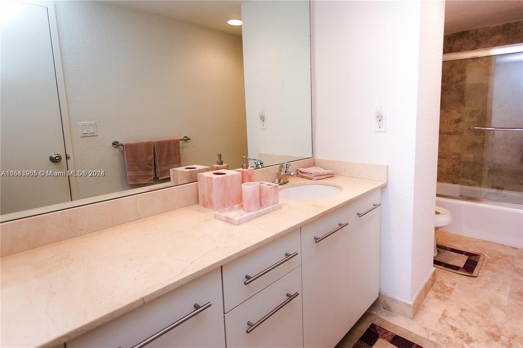 4001 S Ocean Dr - Photo 2