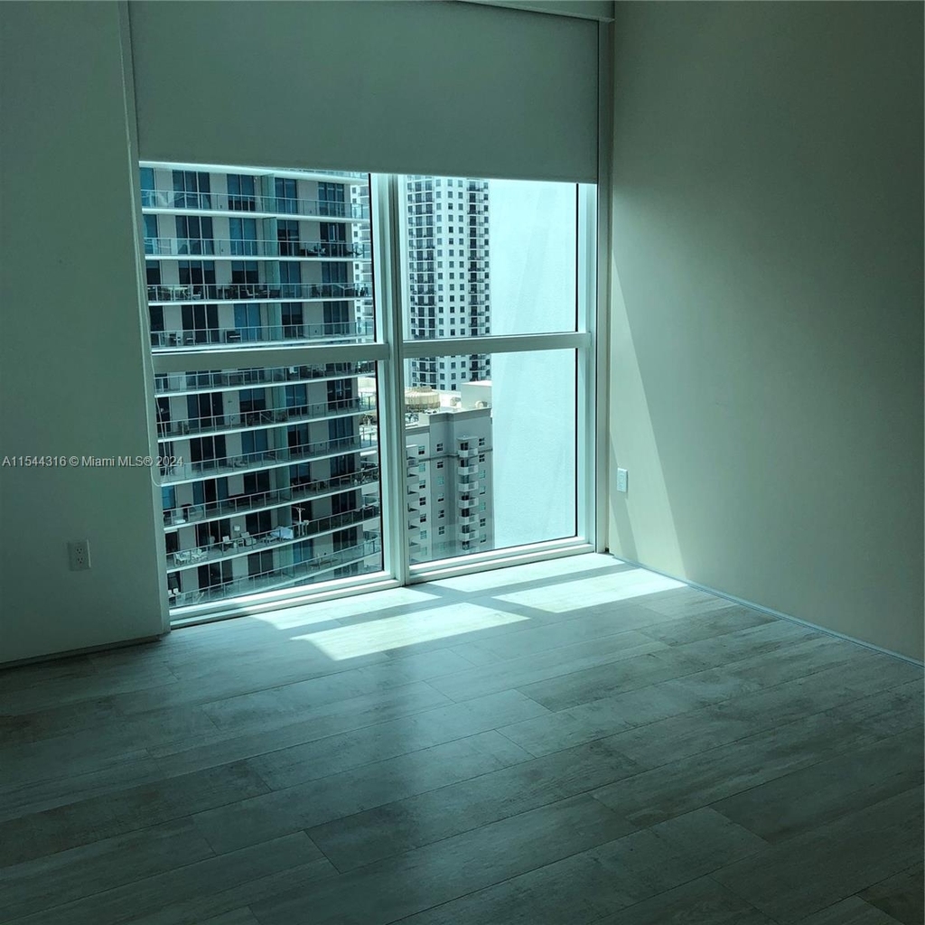 1080 Brickell Ave - Photo 6