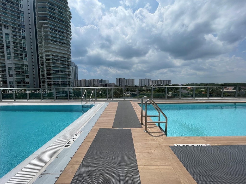 330 Sunny Isles Blvd - Photo 49