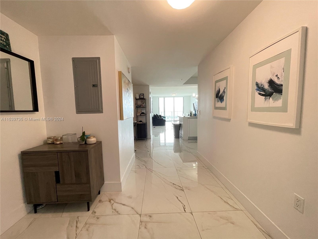 330 Sunny Isles Blvd - Photo 32