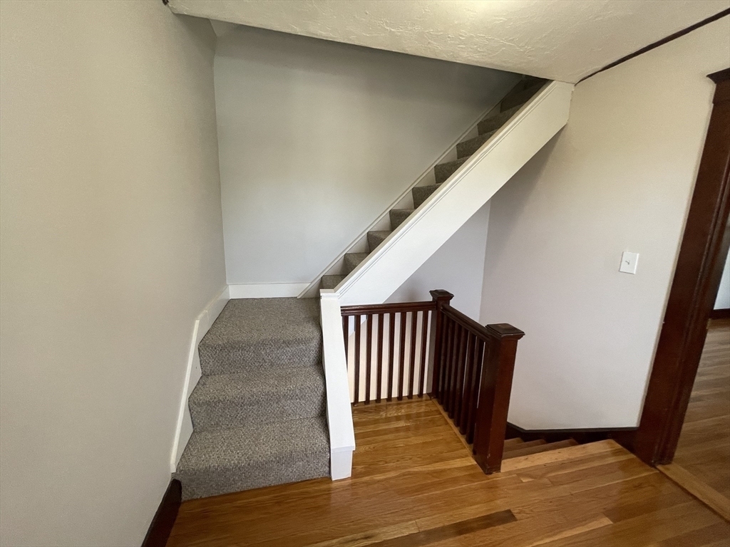 72 Nonantum Street - Photo 12