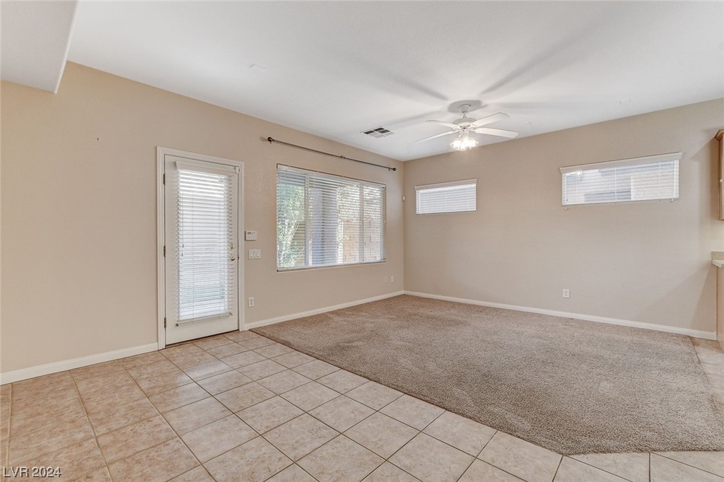 10486 Howling Coyote Avenue - Photo 13