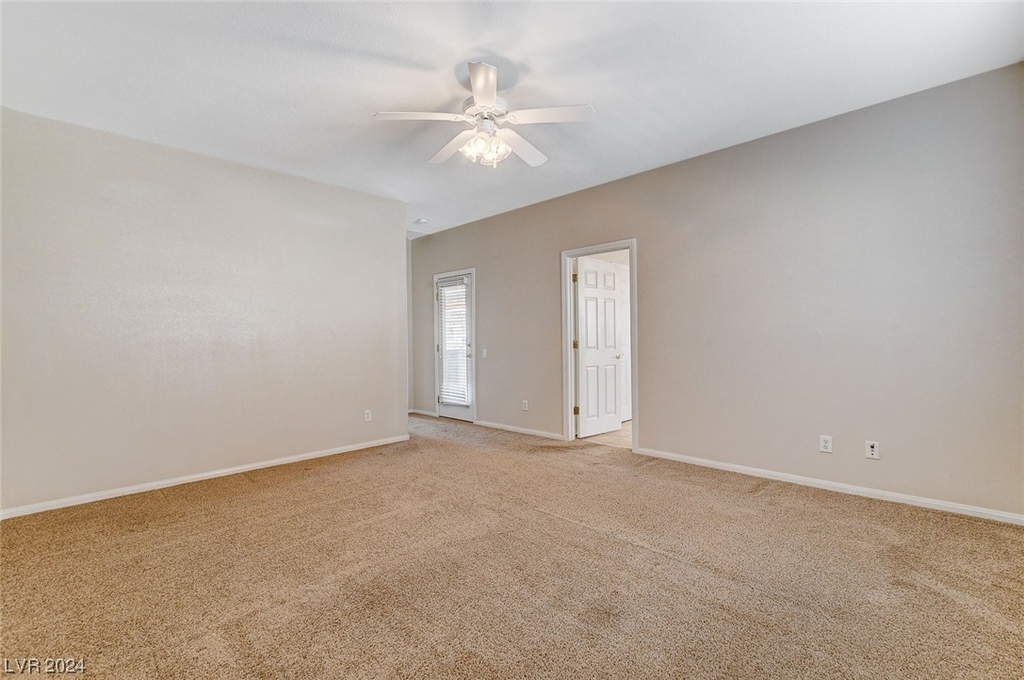 10486 Howling Coyote Avenue - Photo 27