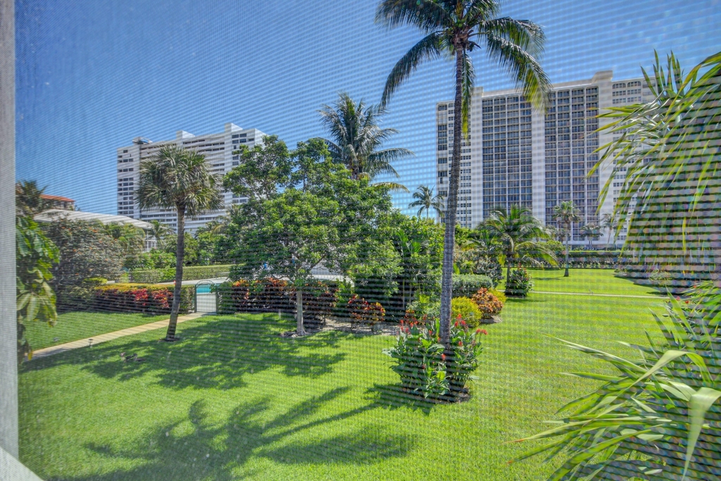 2730 Banyan Road - Photo 25