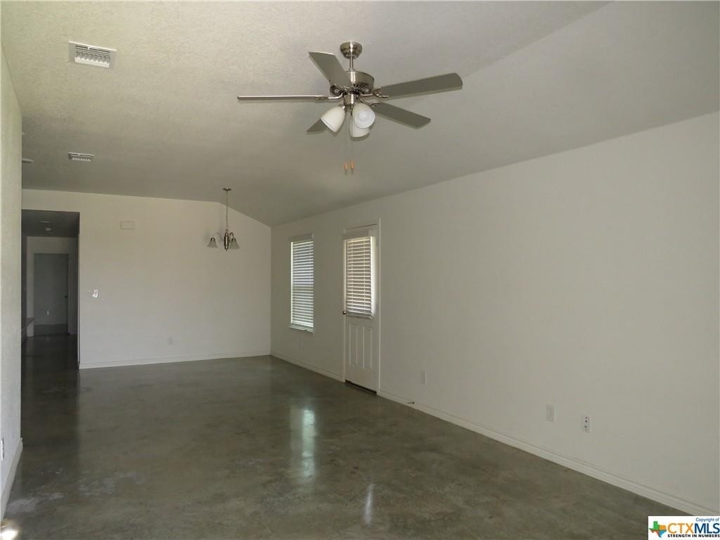 1004 Barbara Jordan Street - Photo 3