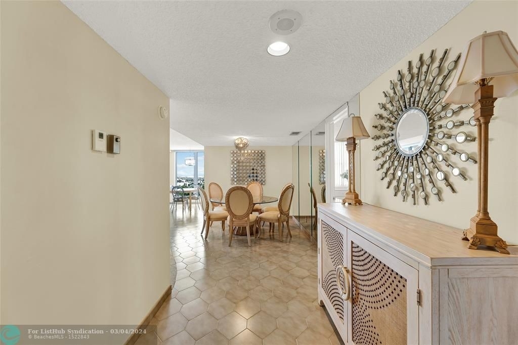 1010 S Ocean Blvd - Photo 2