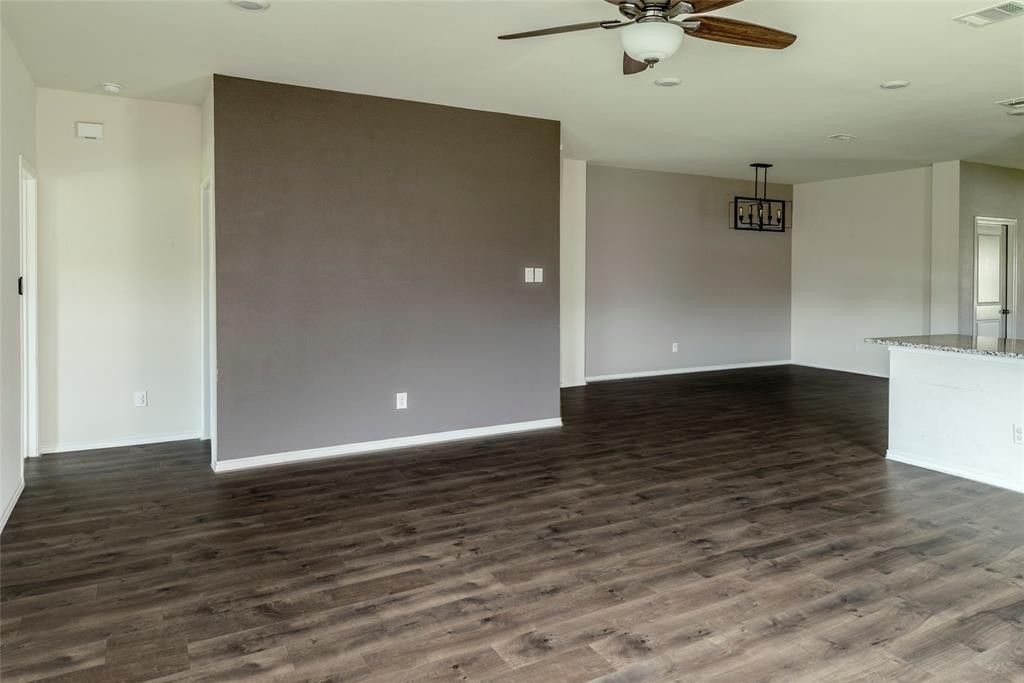 2402 Lupton Street - Photo 6