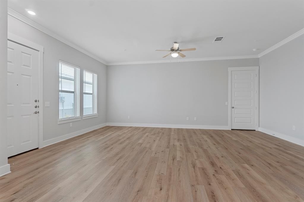 1421 Imperial - Photo 3