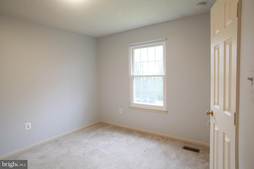 8583 Wheatfield Way - Photo 18