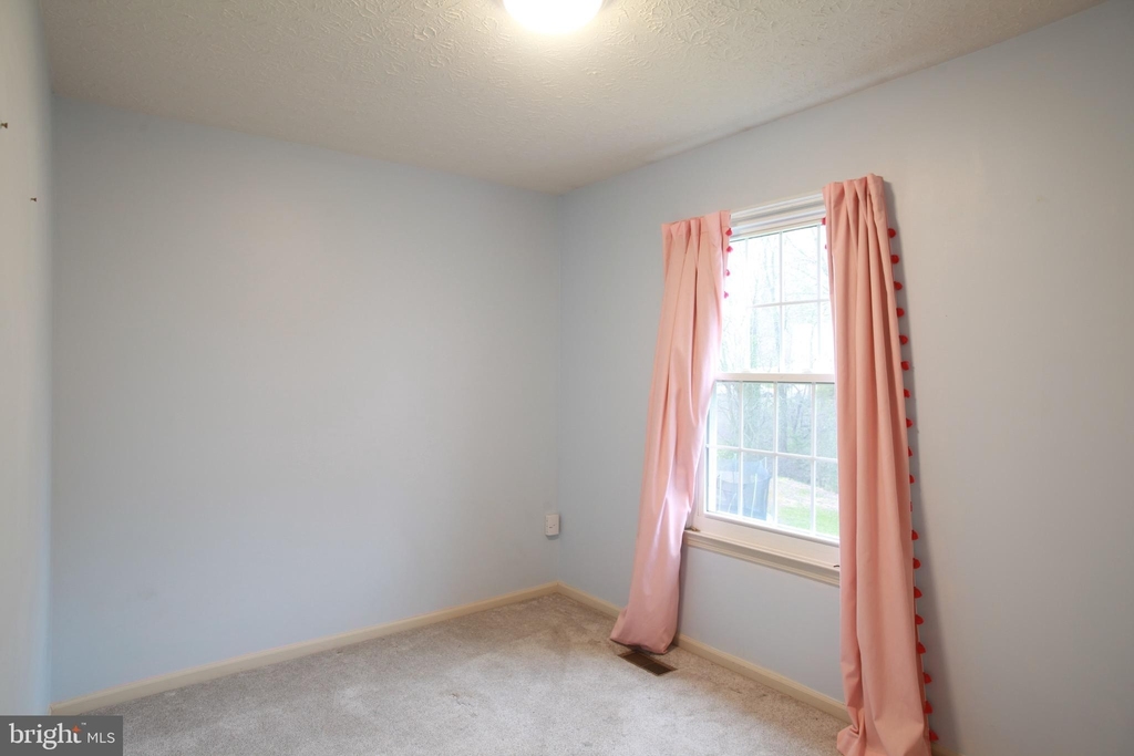 8583 Wheatfield Way - Photo 15