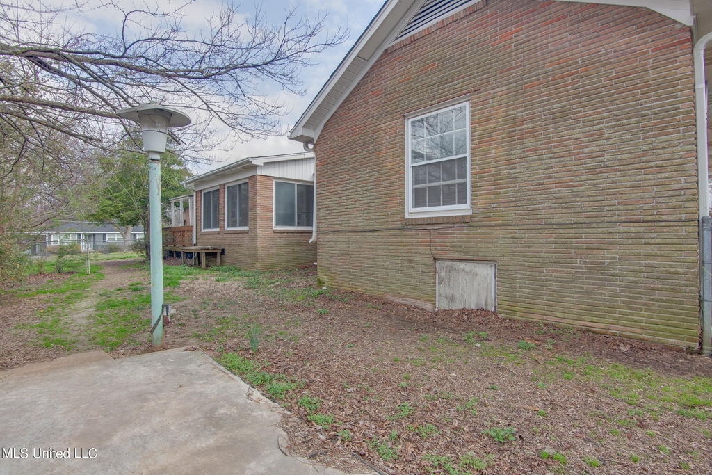 514 Wadsworth Circle - Photo 14