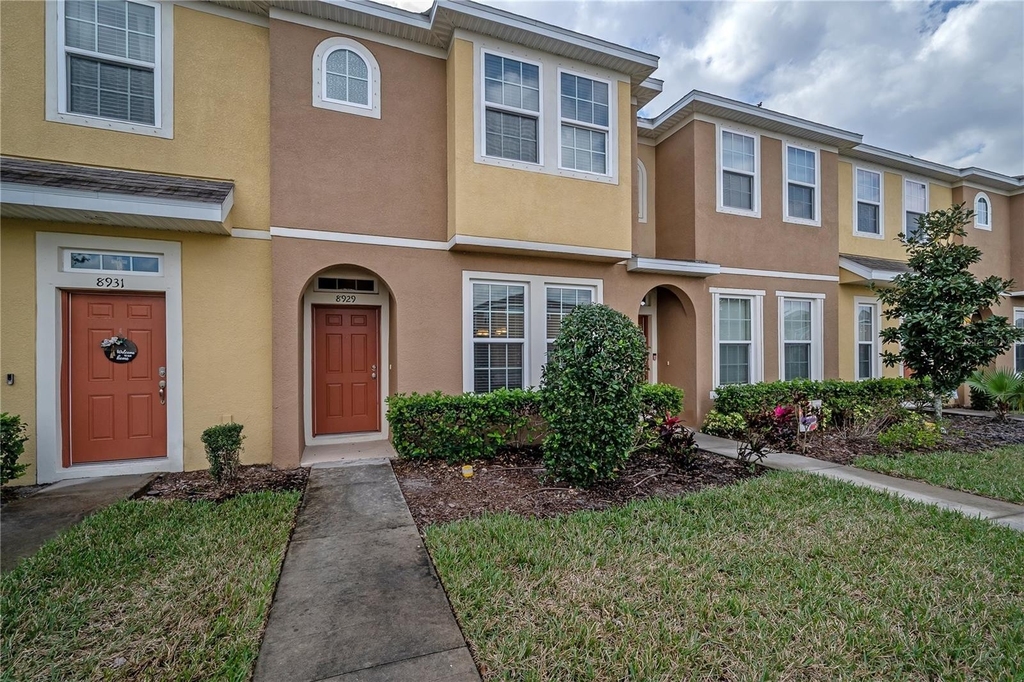 8929 Walnut Gable Court - Photo 2