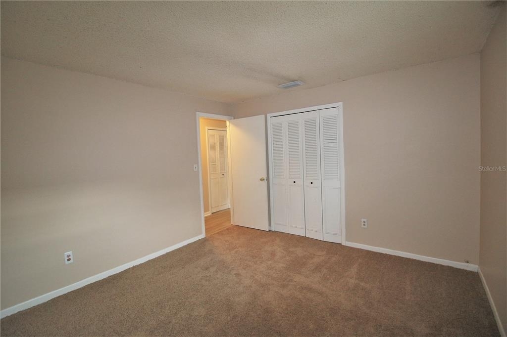 6633 68th Street N - Photo 10