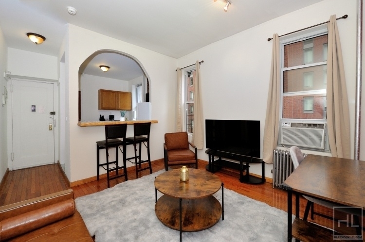 East 92 Street - Photo 4