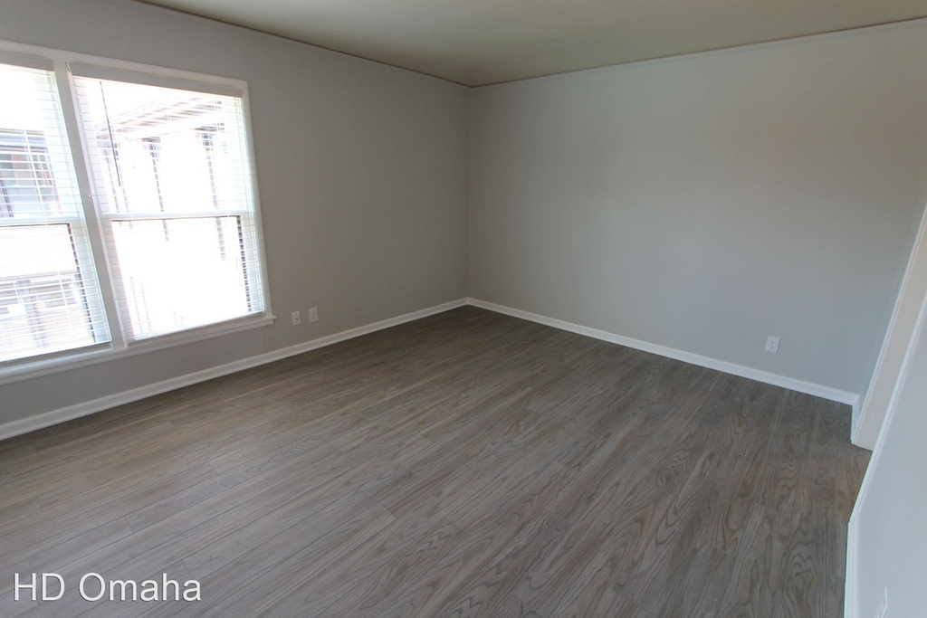 4723 Cass Street - Photo 12