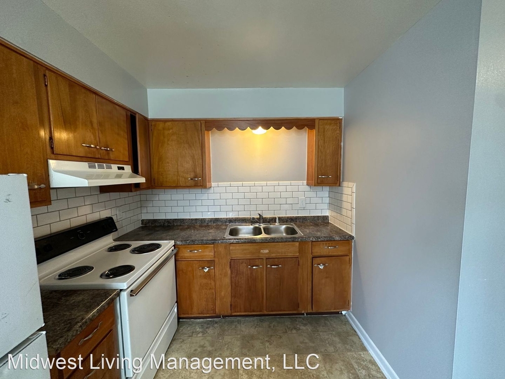 7036 East 10th Street - Photo 15